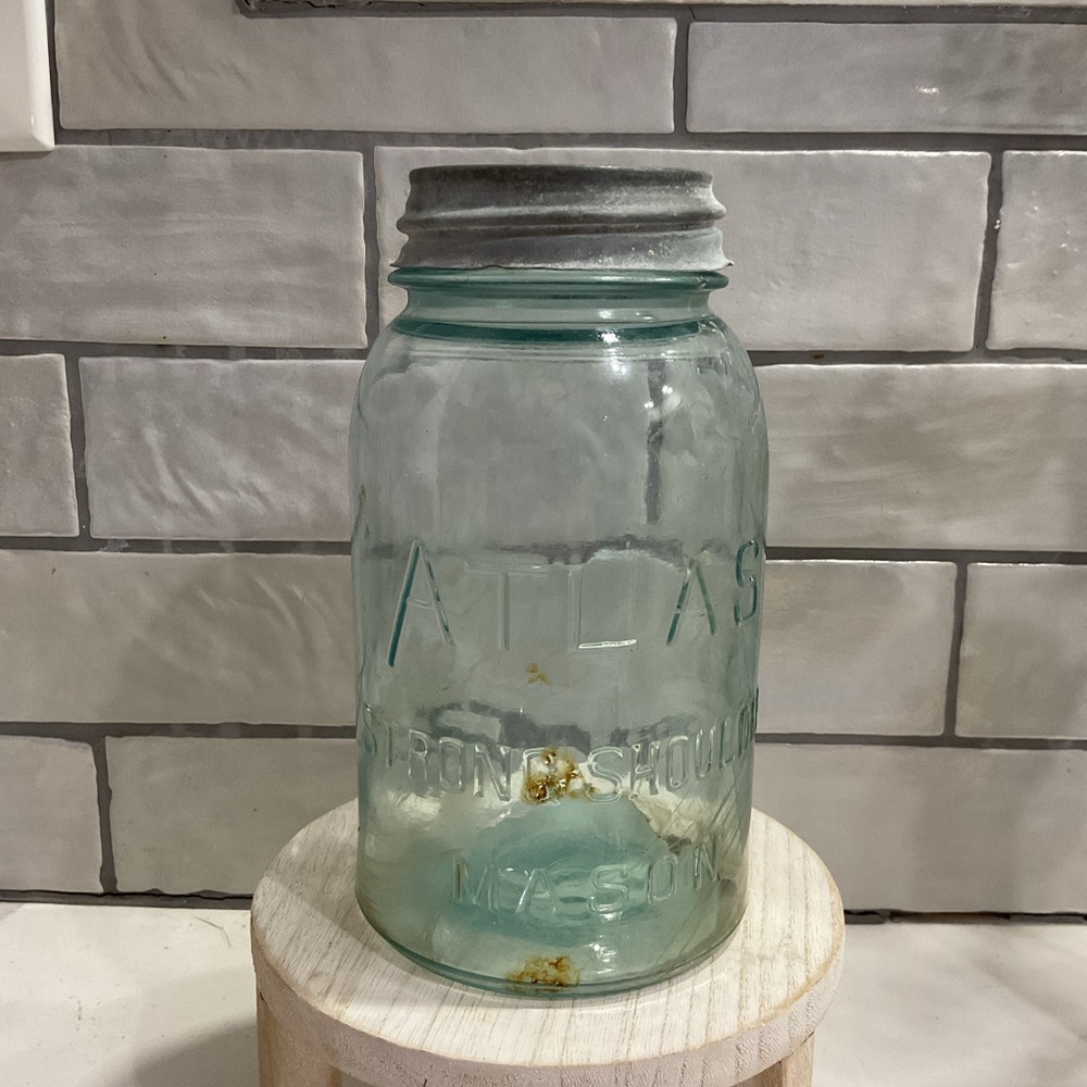 Atlas Vintage Glass Storage Jar with Gray Lid